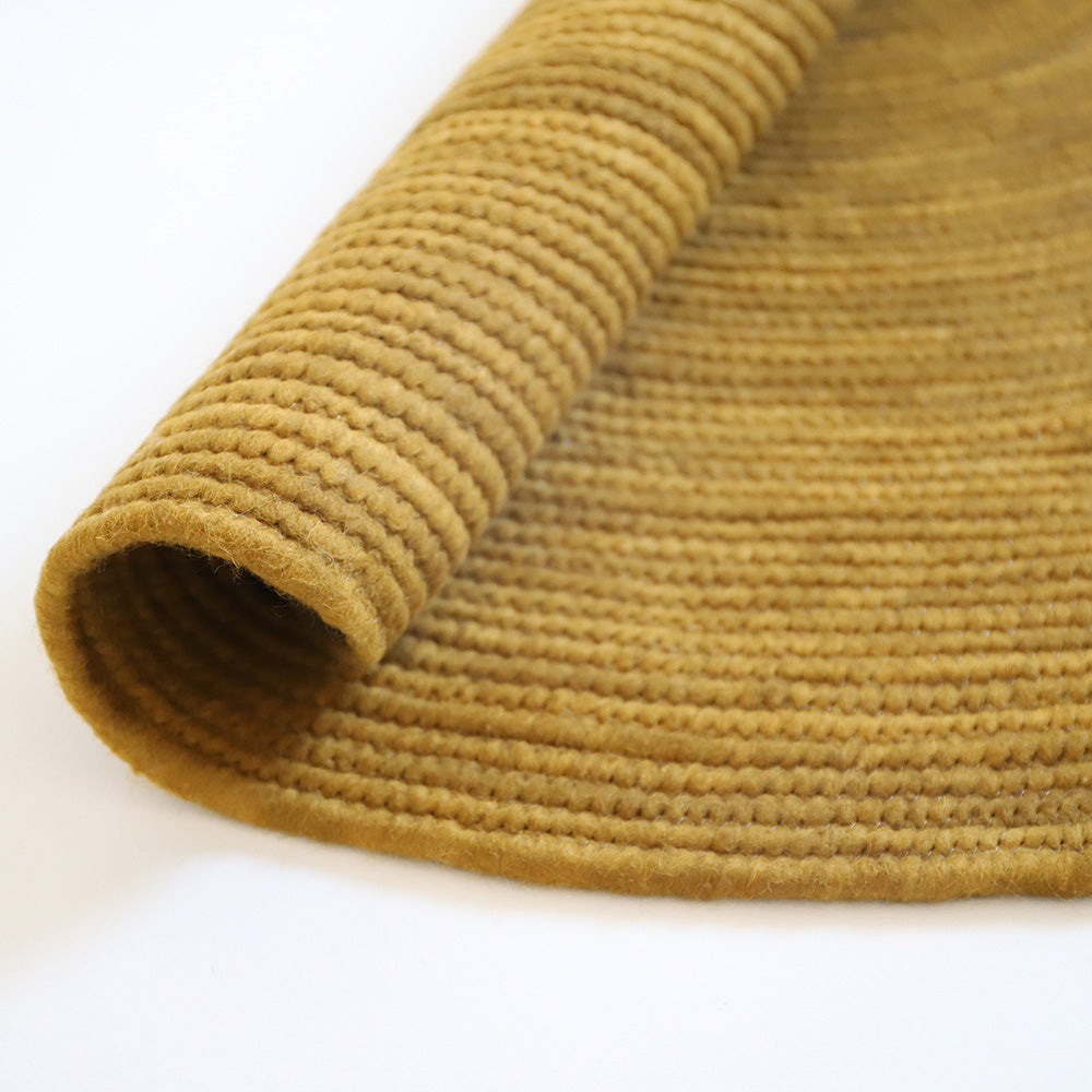 NEETHU OCRE S tapis laine feutrée nattiot-shop